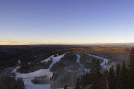Live panoramic view of Spirit Mountain Ski Resort located near Duluth, Minnesota.